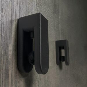 Auto Locked Hanger