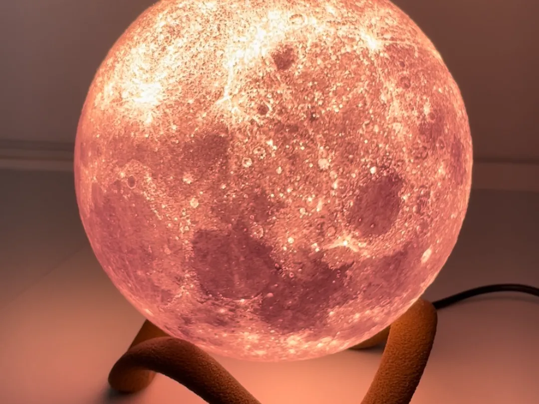 Moon Lamp With Wavy Stand